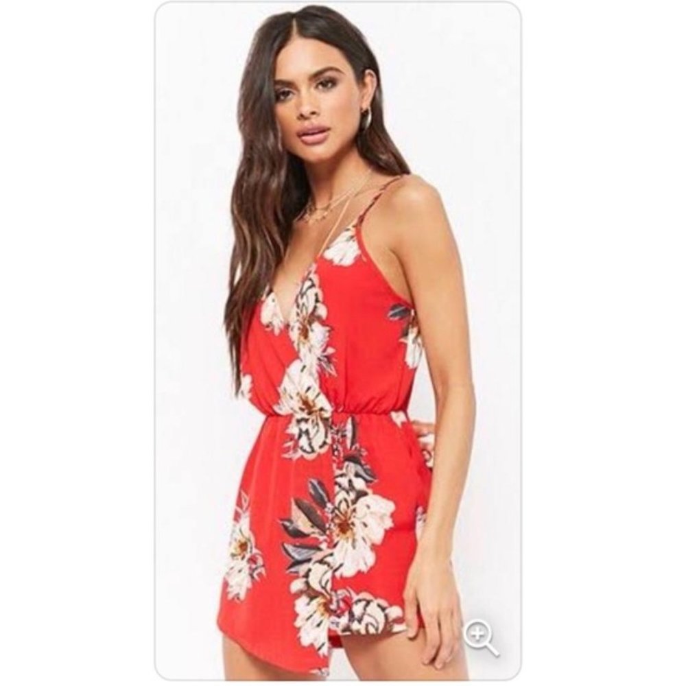 L'atiste By Amy Red Floral Skort Romper size small